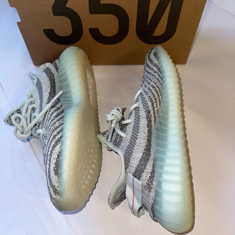 Adidas Yeezy Boost 350 V2 Blue Tint / Zebra Print BRAND NEW